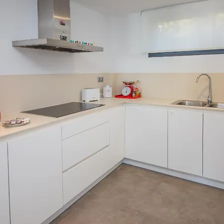 Blue B2-204 Appartement *